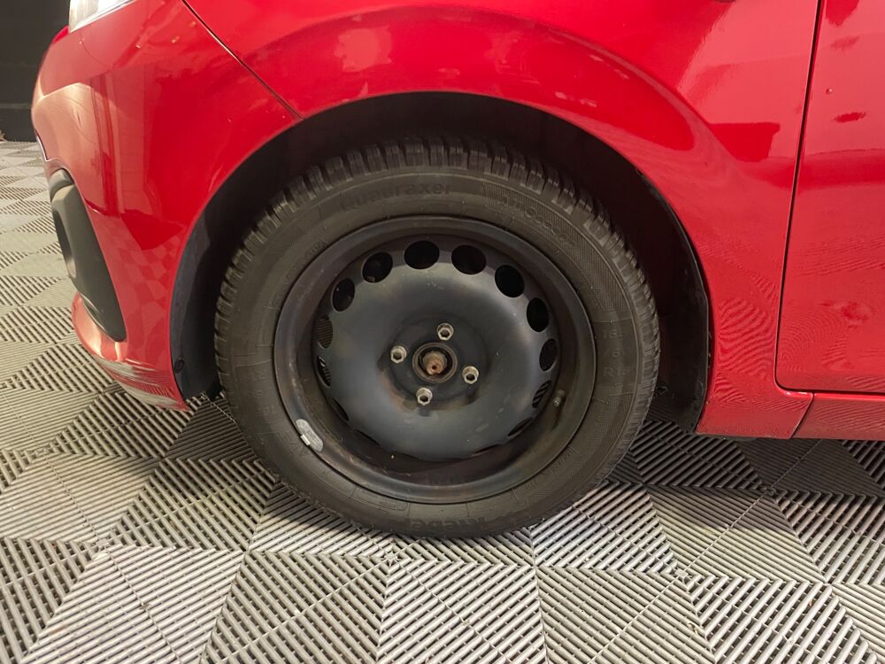 108 1.0 VTI 70ch STYLE START-STOP/ REGULATEUR DE VITESSE/ CLIM 2017 occasion 78125 Gazeran