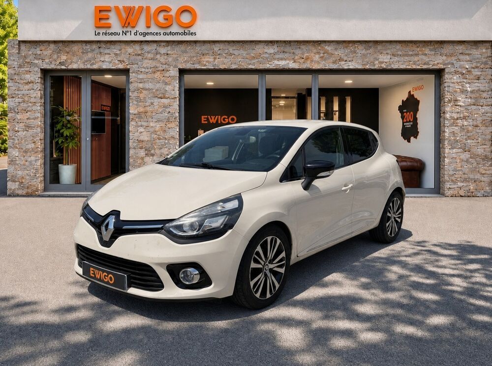 Clio 0.9 TCE 90ch ENERGY INITIALE PARIS - ENTRETIEN A JOUR - CUIR 2015 occasion 83120 Sainte-Maxime