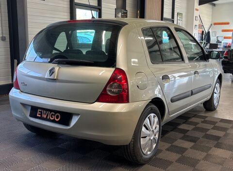 Clio PHASE 2 - 1.2 75Ch- CAMPUS - DISTRIBUTION NEUVE - EMBRAYAGE 2007 occasion 79000 Niort