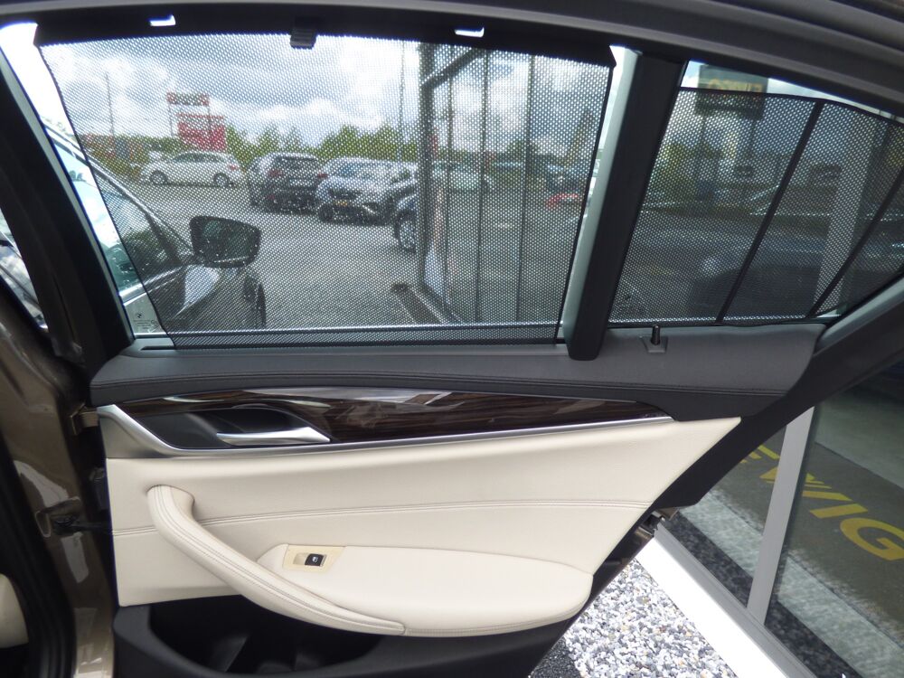S&eacute;rie 5 3.0 530 D 265 Ch LUXURY XDRIVE / VISION NOCTURNE 2017 occasion 33210 Maz&egrave;res