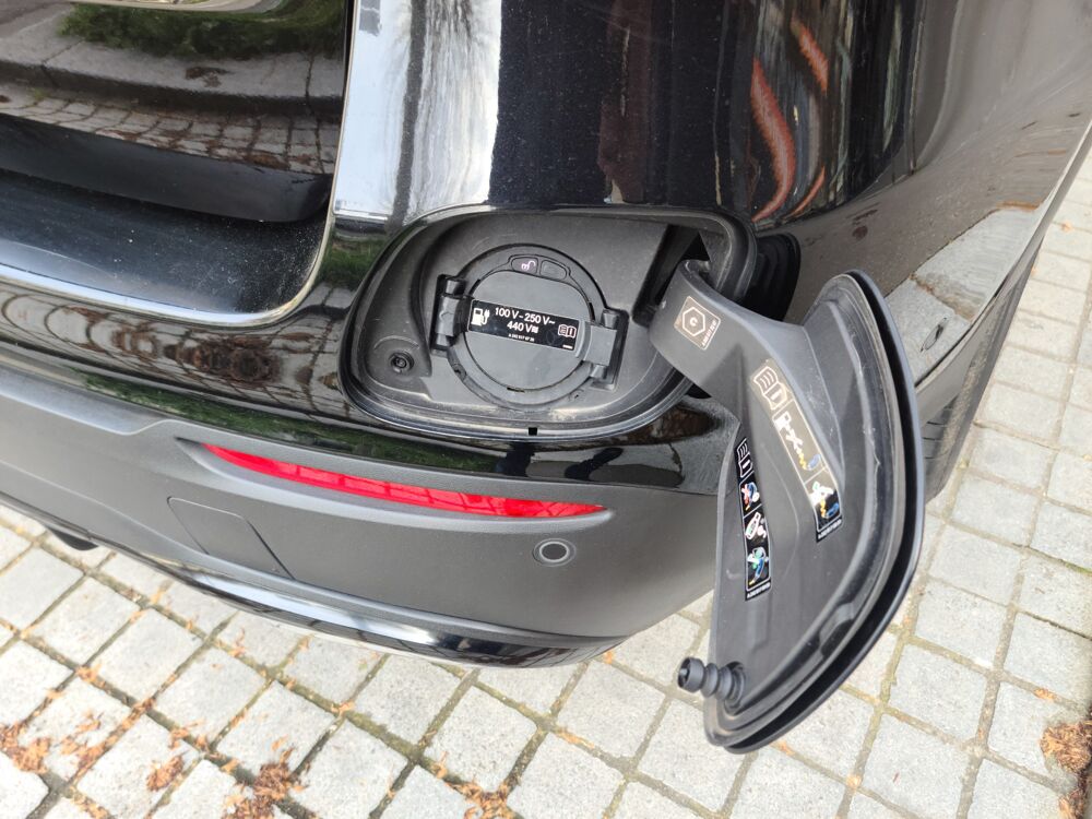 Classe GLC 2.0 300 DE 306H 194 +122 EQ-POWER AMG LINE 4MATIC 9G-TRONIc 2022 occasion 33100 Bordeaux