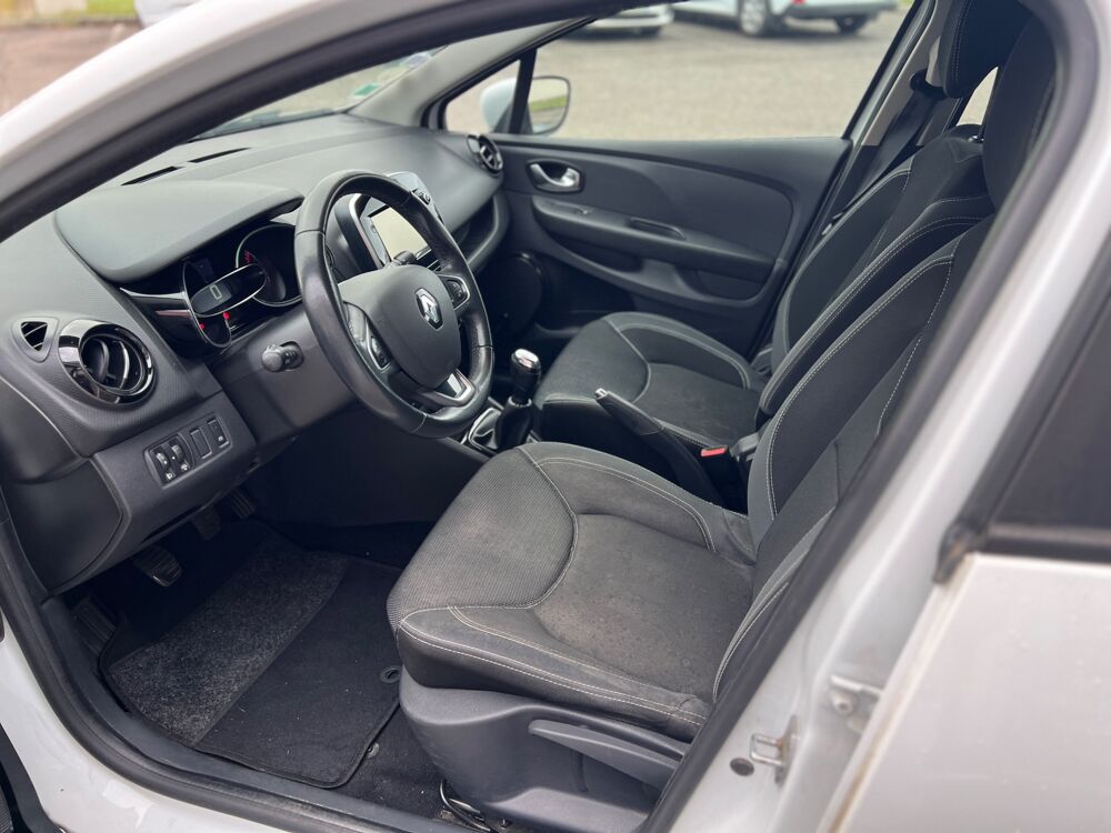 Clio ESTATE 1.5 DCI 75 CH ENERGY ZEN / DISTRIBUTION FAITE 2017 occasion 47000 Agen