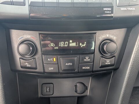 Swift 1.3L 75ch - RADARS AR - MOTEUR A CHAINE 2011 occasion 38420 Le Versoud
