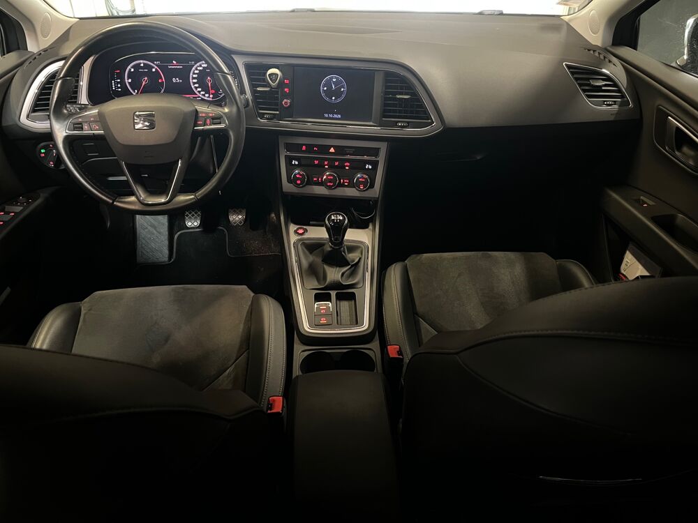 Leon 1.6 TDI 115ch BVM URBAN CAMERA DE RECUL/ CARPLAY/ ENTRETIEN 2020 occasion 78125 Gazeran