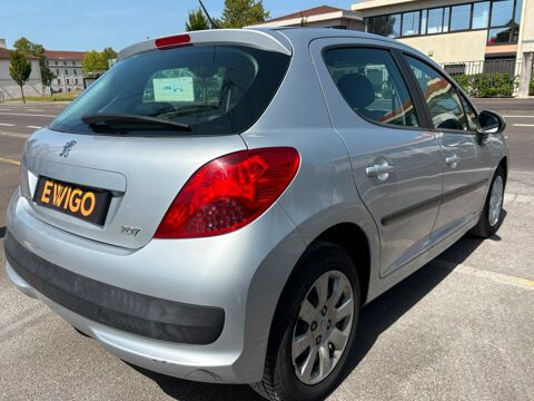 207 1.4 75 CH TRENDY 5 P / COURROIE OK 2008 occasion 40000 Mont-de-Marsan