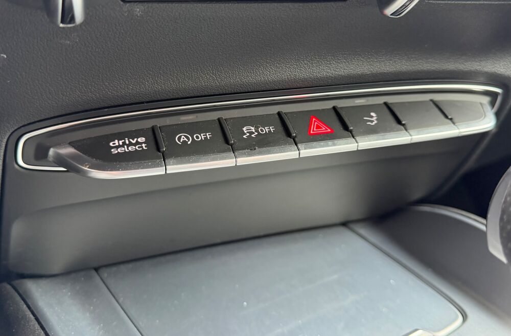 TT III (2) COUPE 40 TFSI 197 S LINE S TRONIC 7 + CARPLAY 2022 occasion 54000 Nancy