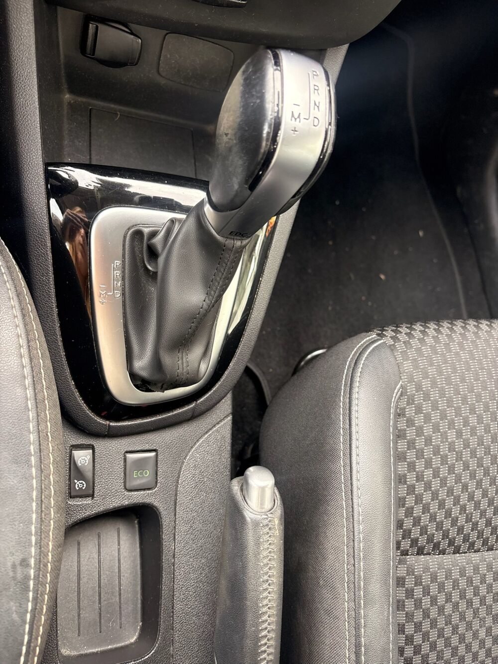 Clio ESTATE 1.2 TCE 120 ch ENERGY INTENS BVA 2018 occasion 64320 Idron