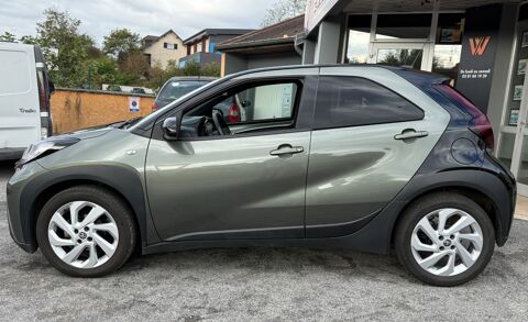 Aygo 1.0 VVTi 70 CH DESIGN 2023 occasion 25000 Besan&ccedil;on