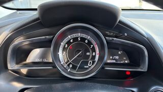 Mazda2 1.5 SKYACTIV 90 Ch SELECTION - Si&egrave;ges chauffants - Affichage 2017 occasion 44220 Cou&euml;ron