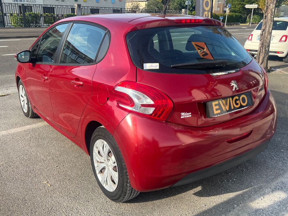 208 1.4 HDI 70 CH BUSINESS 5P / ECRAN NUMERIQUE / COUROIE OK 2012 occasion 40000 Mont-de-Marsan
