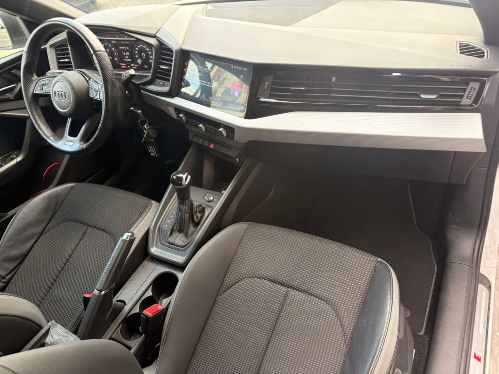 A1 SPORTBACK 1.0 25 TFSI 95 ch S-LINE S-TRONIC 7 2022 occasion 64320 Idron