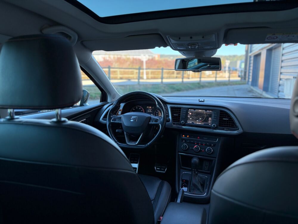 Leon 1.8 TSI 180CH FR DSG 7 START-STOP - TOIT OUVRANT - CARPLAY - 2015 occasion 25300 Pontarlier