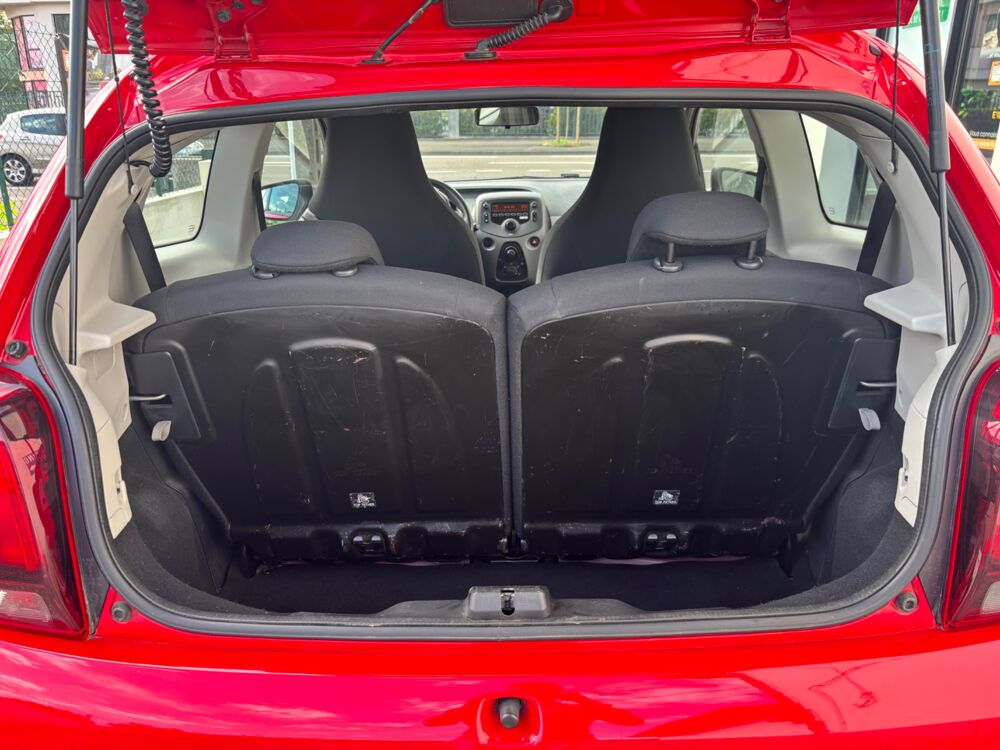 108 1.0 VTI 70 CH ACTIVE / 1ERE MAIN / CHAINE DE DISTRIBUTION / 2018 occasion 40000 Mont-de-Marsan