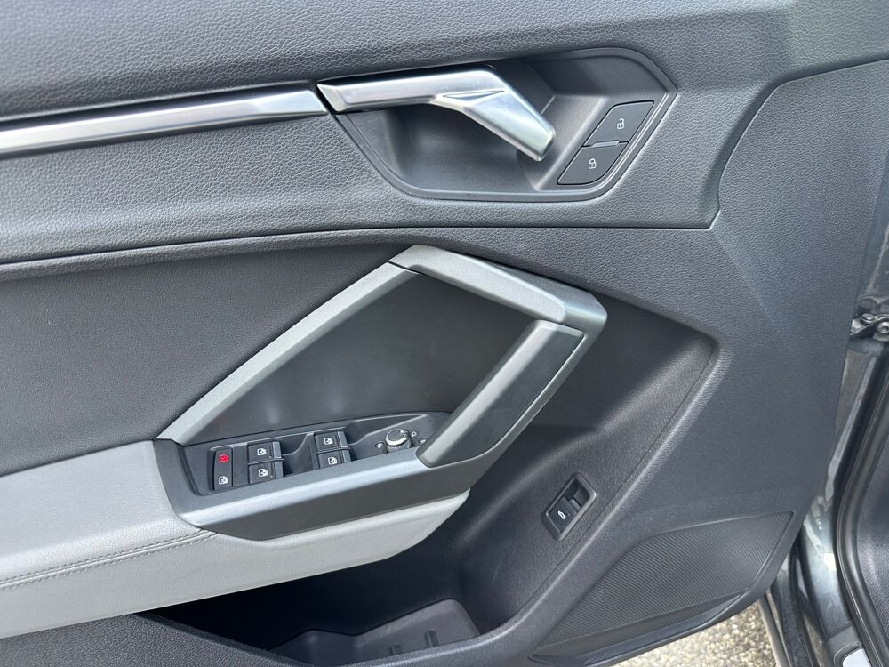 Q3 SPORTBACK 2.0 35 TDI 150CH S-LINE S-TRONIC / ENTRETIEN AUDI 2020 occasion 47000 Agen