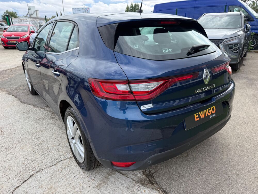 M&eacute;gane V Hatchback 1.5 dCi 16V 110CH - GPS - RADAR DE RECUL - R&Eacute;GUL 2018 occasion 27000 &Eacute;vreux