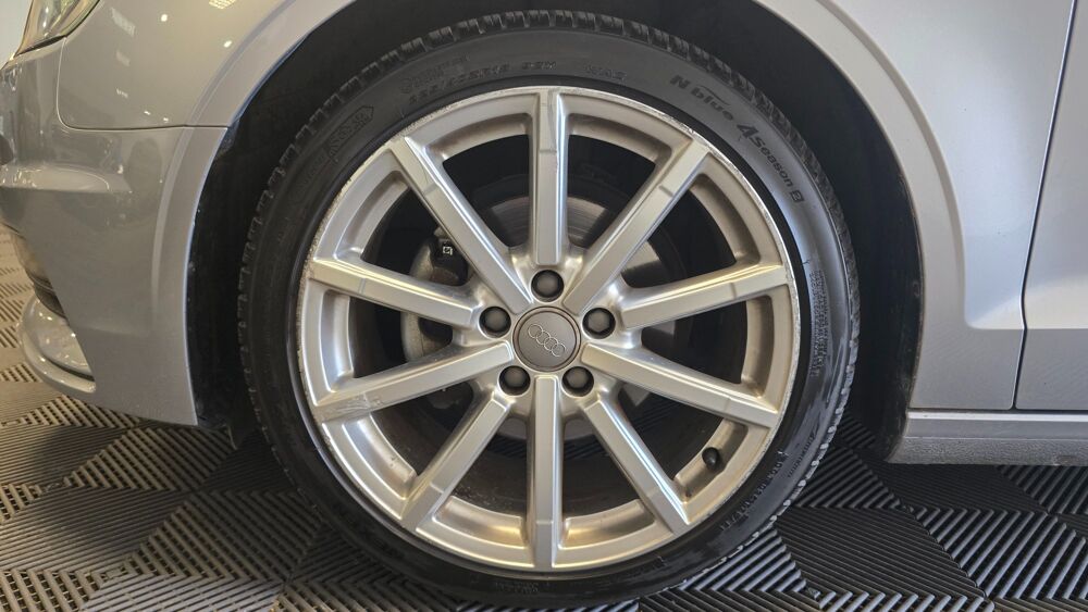 A3 CABRIOLET 2.0 TDI 150 AMBITION LUXE S-TRONIC BVA 2014 occasion 21850 Saint-Apollinaire