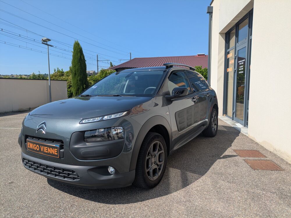 C4 cactus 1.2 80ch SHINE / Camera / Nouvelle Courroie . 2017 occasion 69420 Ampuis