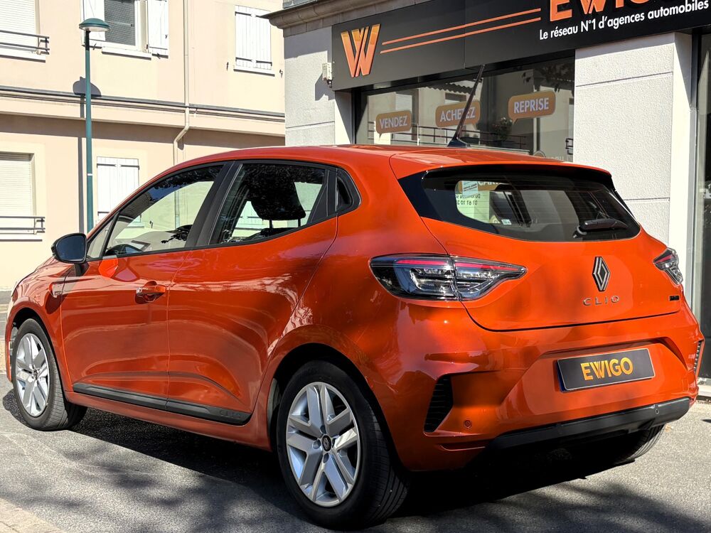 Clio 1.6 E-TECH FULL HYBRID 145 ch EVOLUTION – 1&Egrave;RE MAIN – CARPLA 2025 occasion 77700 Serris