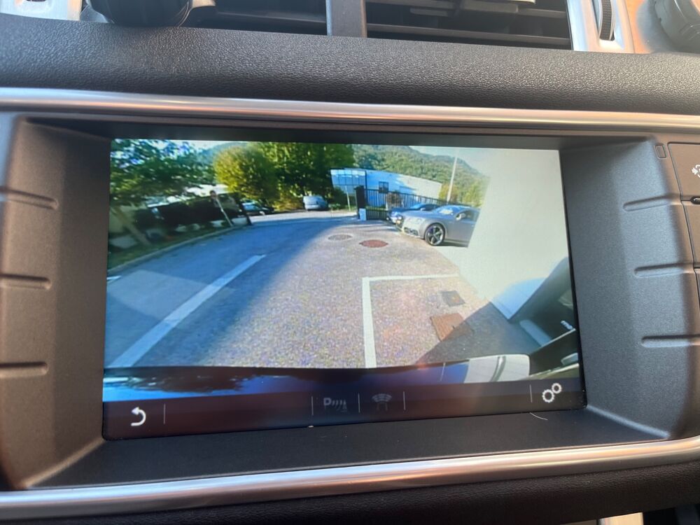 Range Rover Evoque 2.0 D150 150 R-DYNAMIC SE 4WD BVA + CAMERA DE RECUL + MODE T 2019 occasion 38420 Le Versoud