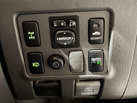 Hilux DOUBLE CABINE 2.5 D4D 145ch LEGENDE - ENTRETIEN TOYOTA 2012 occasion 81990 Puygouzon