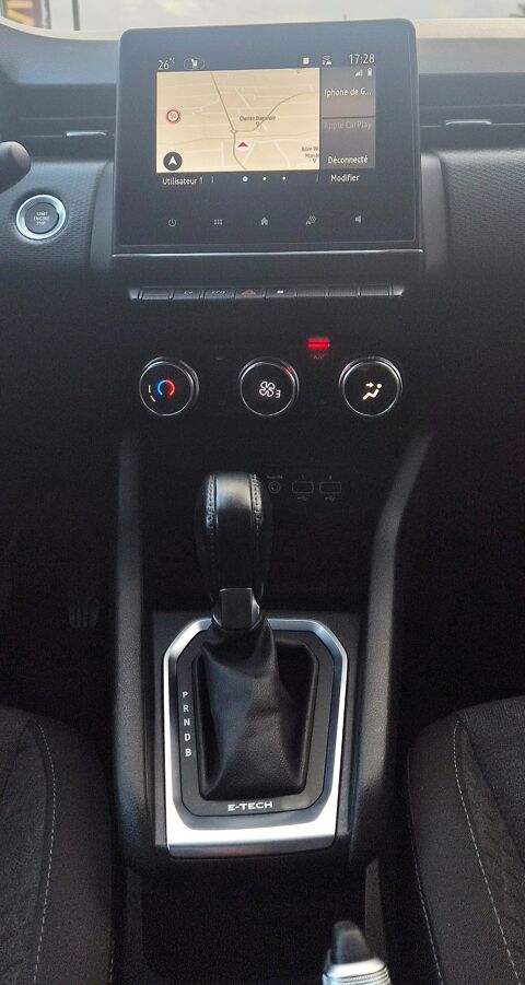 Clio 1.6 E-TECH 140 CH 90 HYBRID FULL-HYBRID LIMITED BVA + CAMERA 2022 occasion 97410 Saint-Pierre