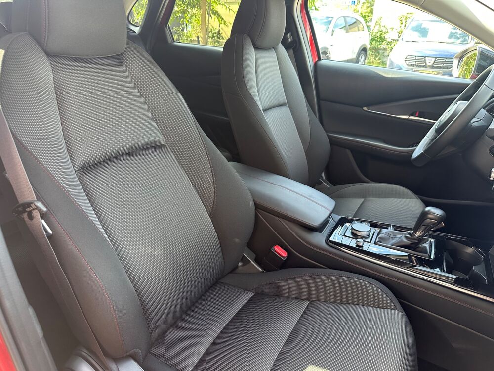 CX-30 2 L E-SKYACTIV-X 185ch HYBRID APPLE CARPLAY SI&Eacute;GES AV CHAUFF 2024 occasion 38420 Le Versoud