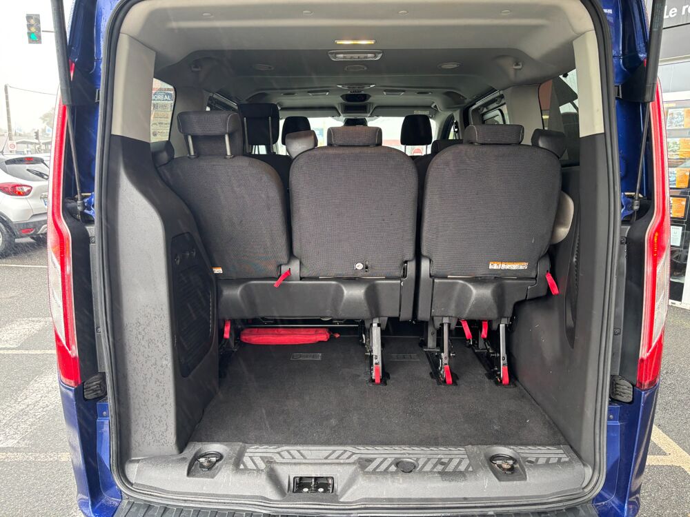 Tourneo VP CUSTOM 2.0 ECOBLUE 130 ch L1H1 TITANIUM 8 PLACES 2017 occasion 64320 Idron