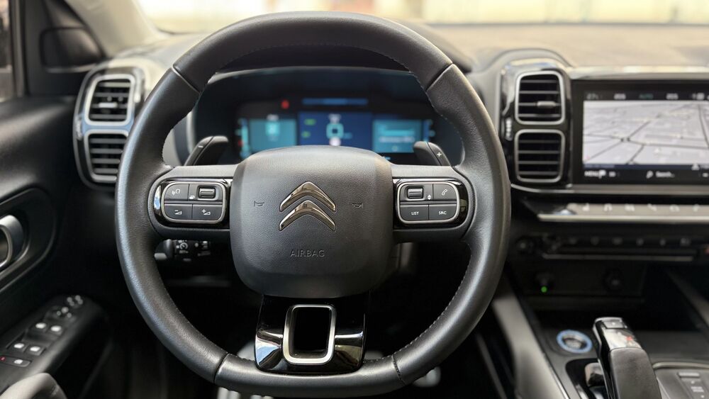 C5 aircross 1.6 HYBRID 225 ch SHINE PACK E-EAT8 + TOIT PANORAMIQUE + CAR 2020 occasion 77700 Serris