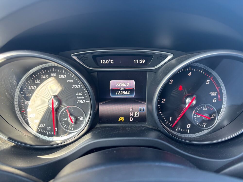 Classe CLA COUPE 2.2 200 CDI 135 CH SENSATION 7G-DCT BVA / 7G-DCT / DYN 2017 occasion 40000 Mont-de-Marsan