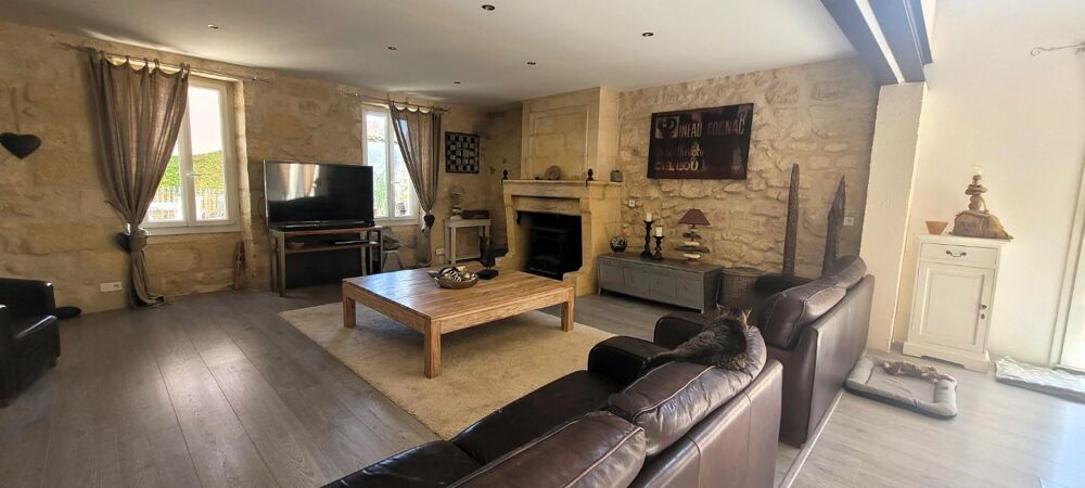 33710 TAURIAC-MAISON EN PIERRES 238M² 3 CHAMBRES 4000M² JARDIN