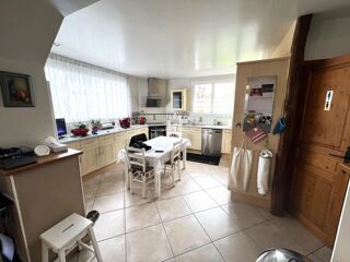  Maison � vendre 9 pi�ces 204 m�