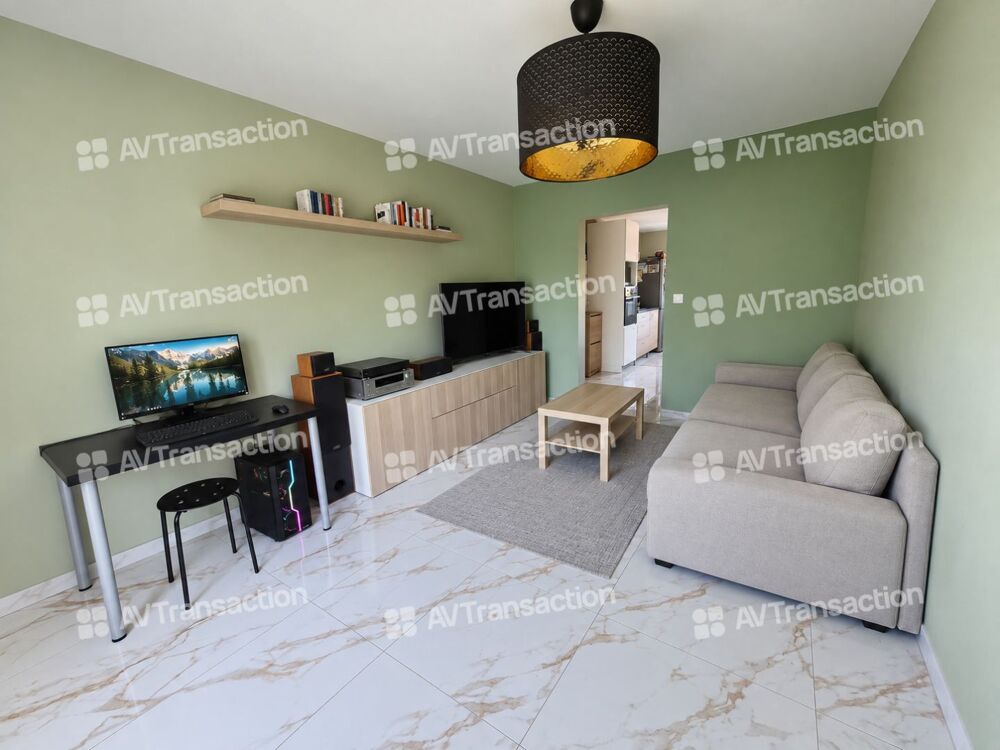 Appartement 2 pièces 53 m² · à Vaulx-en-Velin · 53 m² · 140 000 €