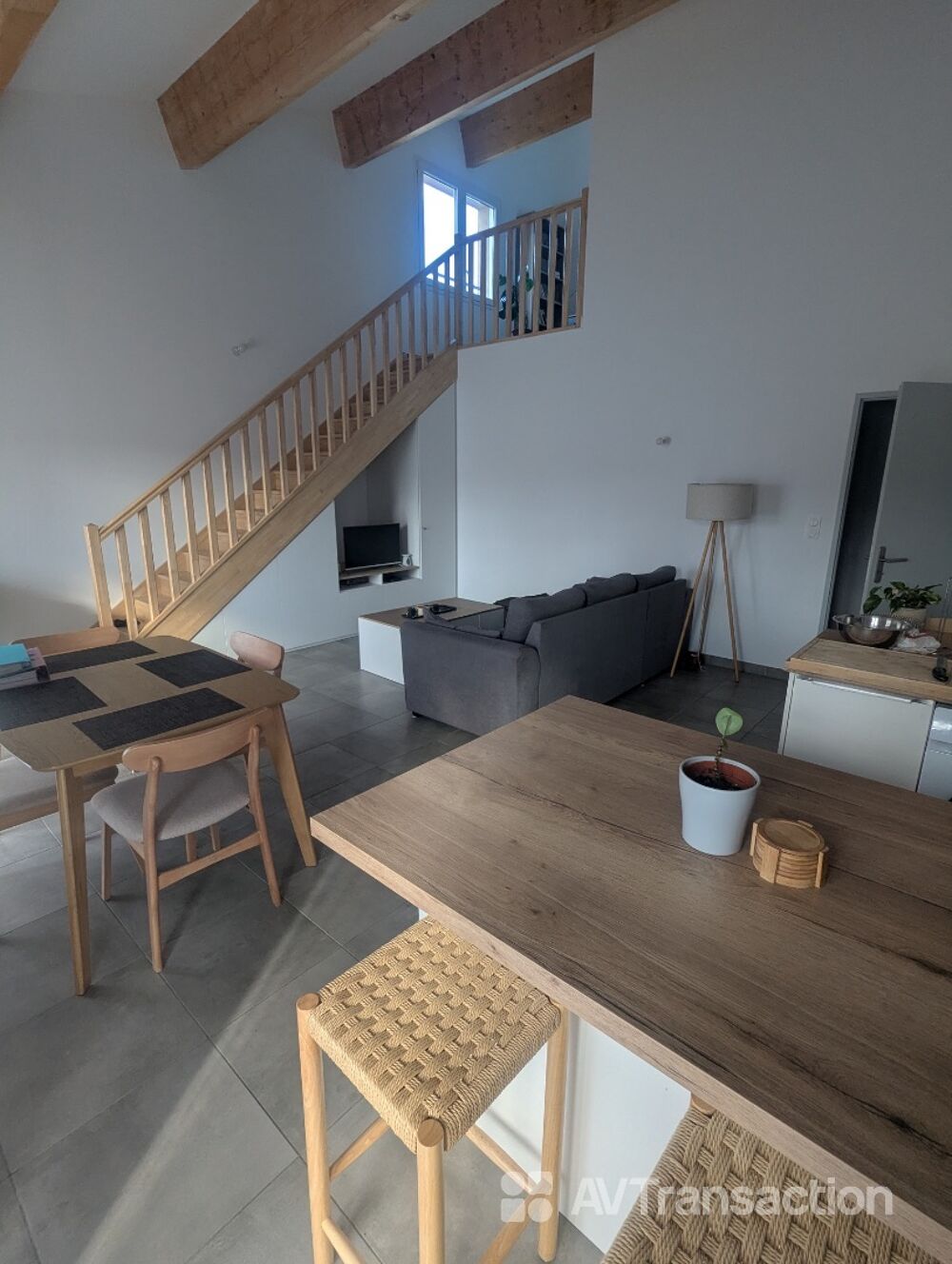 T3 Duplex, Terrasse, Beaux volumes !