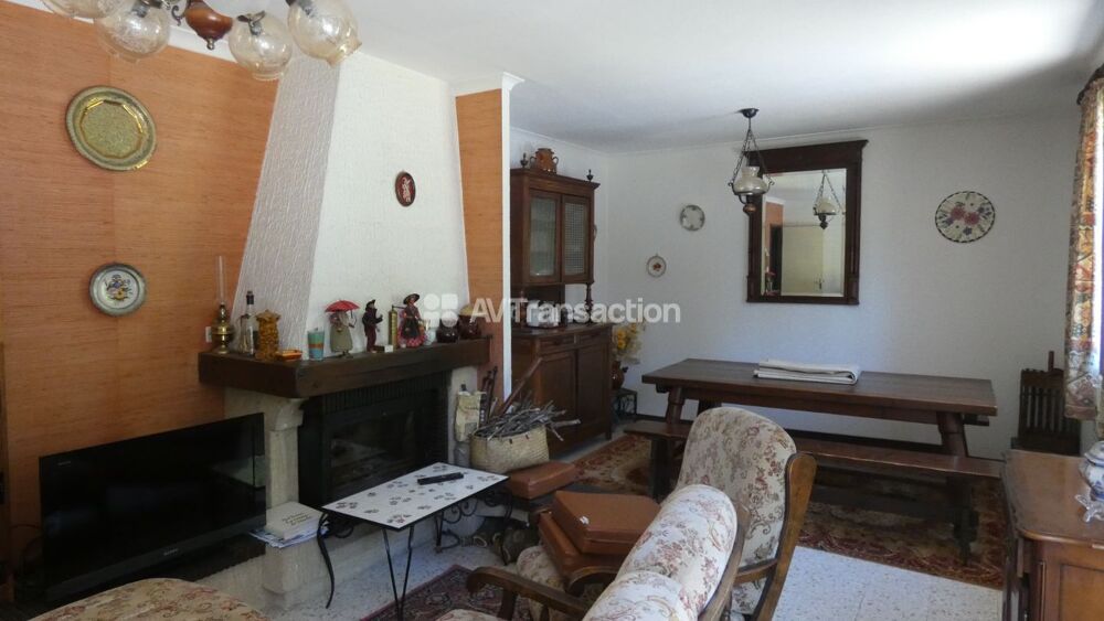Vente Maison Villa de plain-pied – 91 M² – terrain de 2500 m² avec puits Colognac