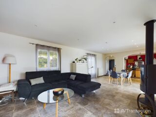  Maison  vendre 6 pices 208 m