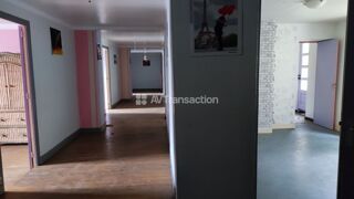  Maison  vendre 10 pices 220 m