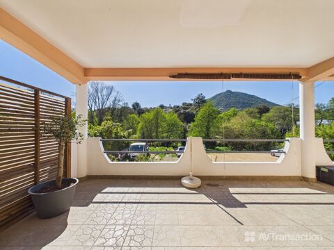   T4 familial 96 m² avec terrasse et parking – AFA Appartement - 4 pièce(s) - 97 m²