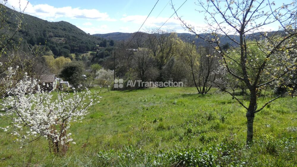 Propriété de caractère en pierre  2 habitations - 1,6 ha