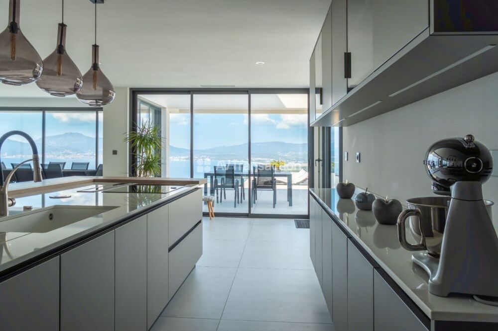 � vendre  Propri�t�/ch�teau Porticcio (20166)