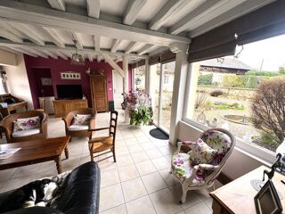  Maison  vendre 9 pices 230 m