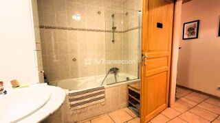  Appartement  vendre 8 pices 151 m