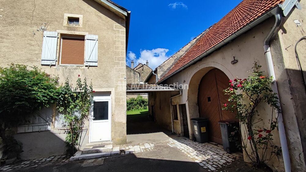 Ensemble immobilier et terrain consctuctible