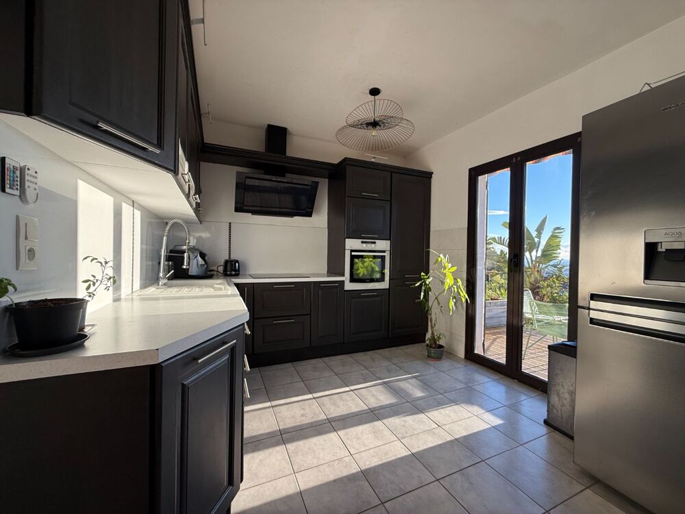Villa T4 en duplex - vue mer & montagnes