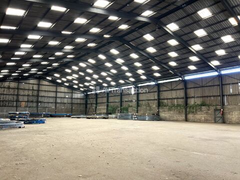   A Vendre , Rouen ( 76000 ) , entrepots 5610 m2 ,terrain 10840 m2 