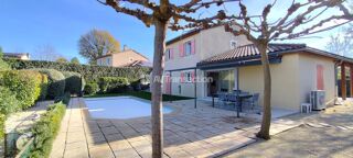  Villa � vendre 7 pi�ces 