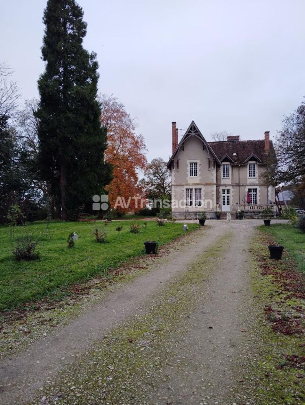 Vente Villa Maison d'hôte ou Grande Famille Arcomps