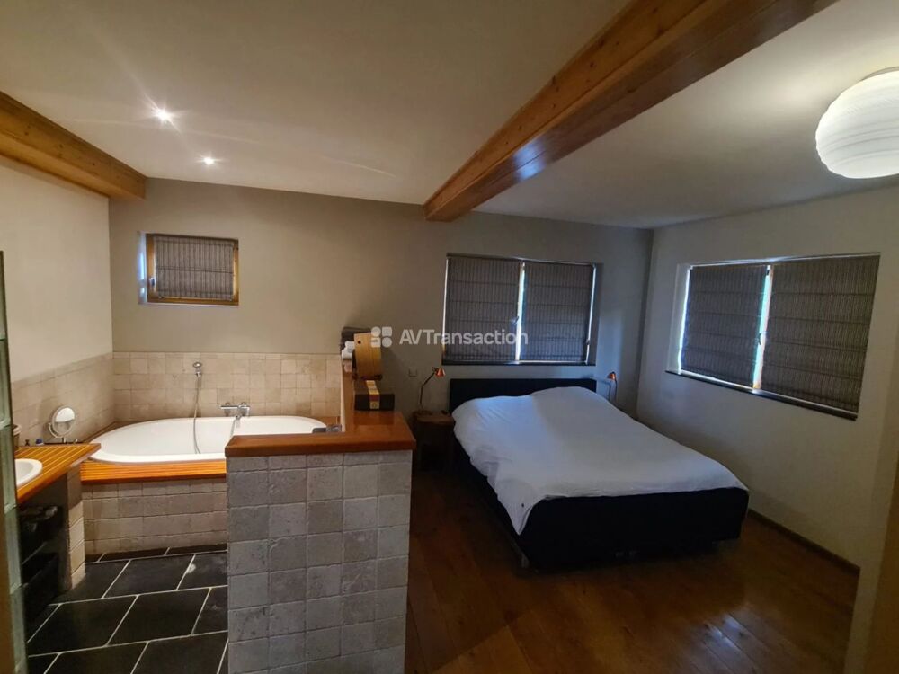 � vendre  Villa Savines-le-Lac (05160)