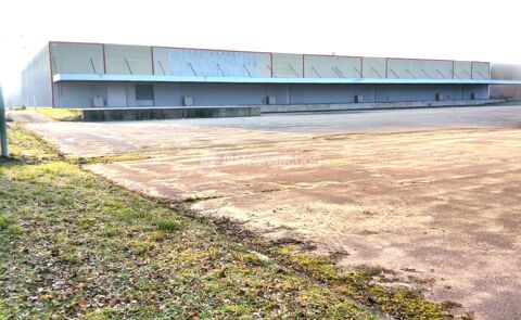 A vendre , Louviers ( 27400  ) ,entrepôt 10670 m2 , terrain 3 ha 8790000 27400 Louviers