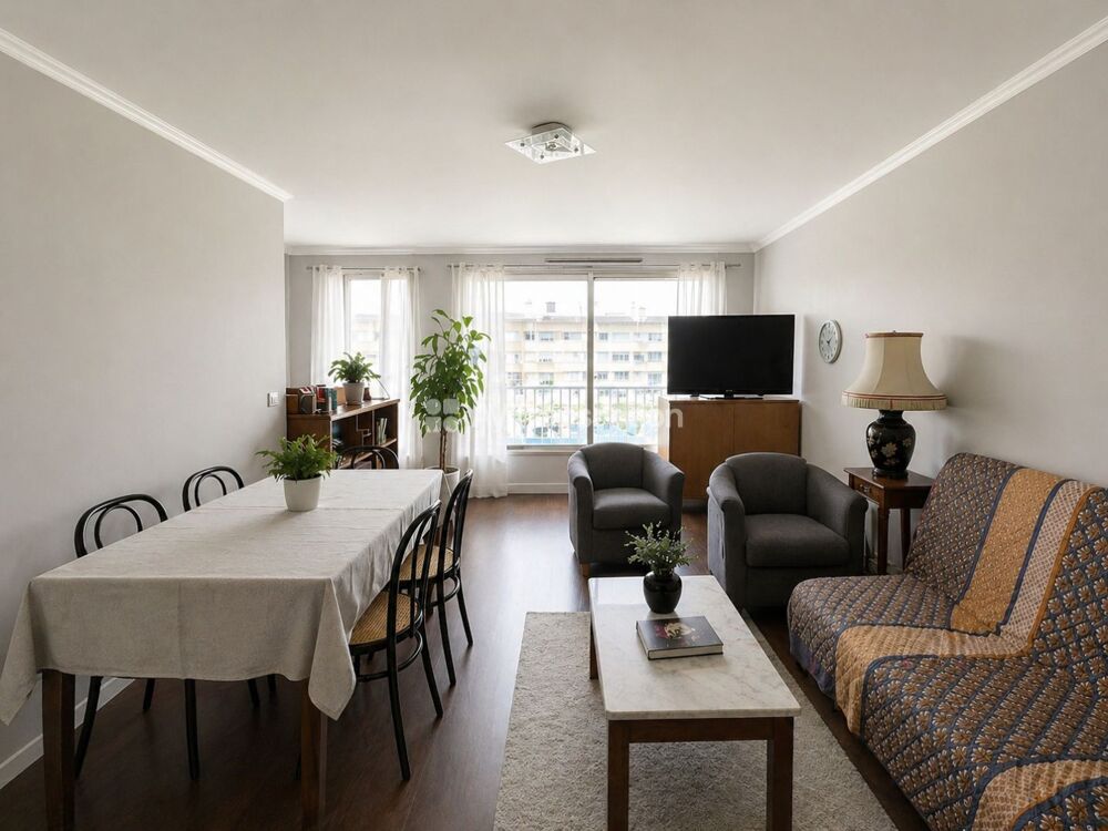 Vente Appartement Appartement 2 pièces 55 m² avec balcon - Cave et Parking Paris 11