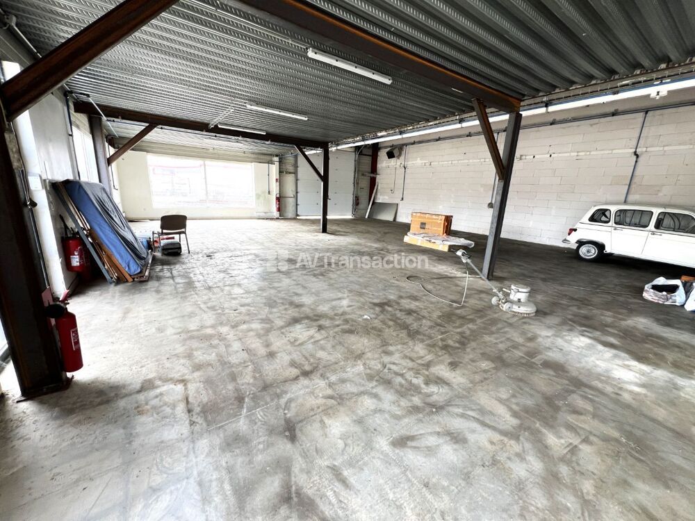   A vendre , Vernon ( 27200 ) , Batiment-local  commercial  260 m2 